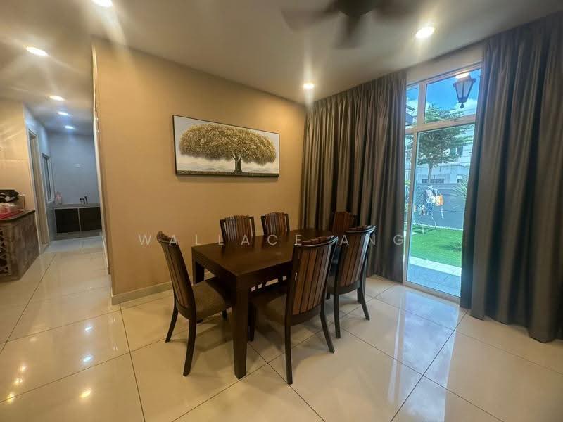 Rumah Kluster untuk Dijual di Taman Mutiara Mas (Skudai) - Wallace Ang - Dining Room - PropertyGuru.com.my