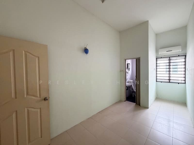 1-storey Terraced House for Sale in Kampar Putra (Kampar) - Presley Chong - Bedroom 3 - PropertyGuru.com.my