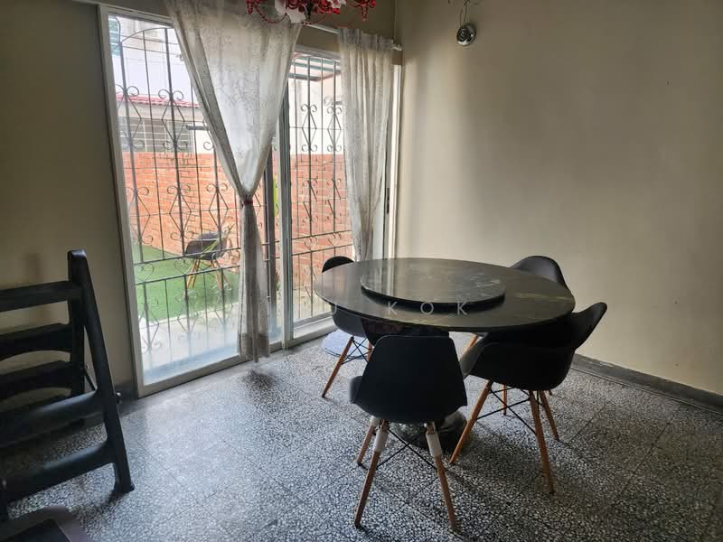 2-storey Terraced House for Rent in Bandar Utama (Selangor) - kiru kok - Dining Room - PropertyGuru.com.my