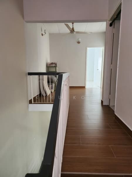 2-storey Terraced House for Rent in Bandar Utama (Selangor) - kiru kok - Corridor - PropertyGuru.com.my