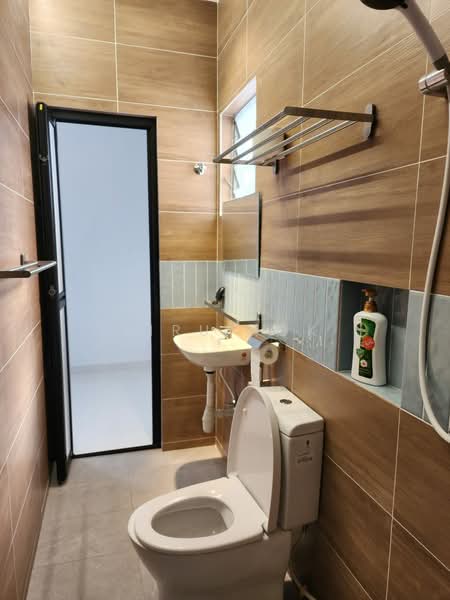 2-storey Terraced House for Rent in Bandar Utama (Selangor) - kiru kok - Bathroom - PropertyGuru.com.my