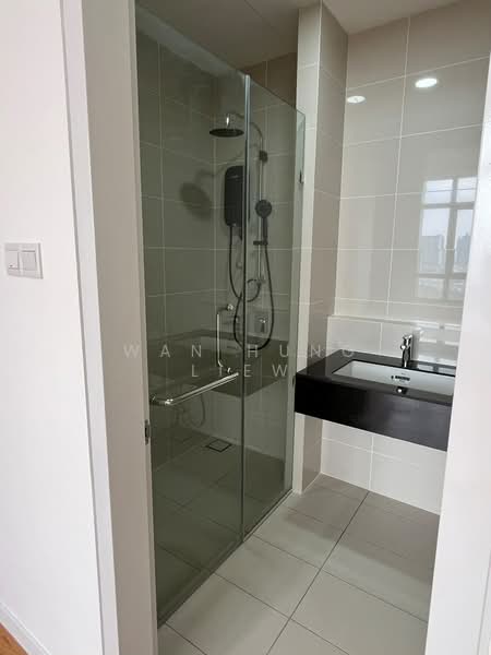 Condominium for Sale at The Maple Residences - Wan Hung Liew - Bathroom - PropertyGuru.com.my