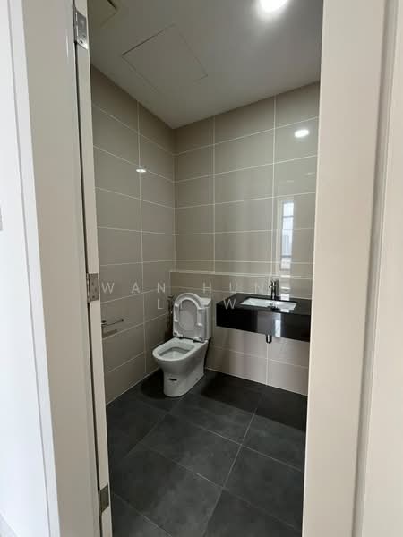 Condominium for Sale at The Maple Residences - Wan Hung Liew - Bathroom - PropertyGuru.com.my