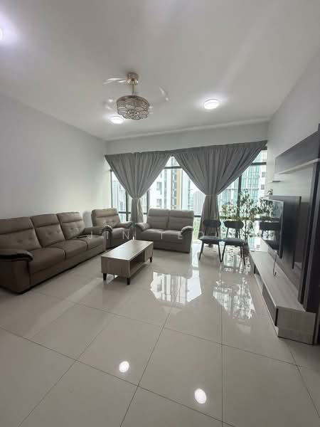 Kondominium untuk Disewa di Grand Medini - Jin Teok - Living Room - PropertyGuru.com.my