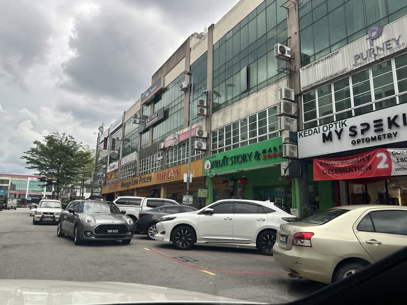 Shop for Rent in Bandar Puteri Puchong (Puchong) - Yang . - Exterior - PropertyGuru.com.my