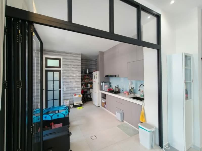 Cluster House for Sale in Eco Botanic (Iskandar Puteri (Nusajaya)) - Daniel Yong - Kitchen - PropertyGuru.com.my