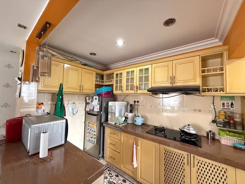 Pangsapuri untuk Dijual di Residensi Warnasari 1 - Tengku Zairi - PropertyGuru.com.my