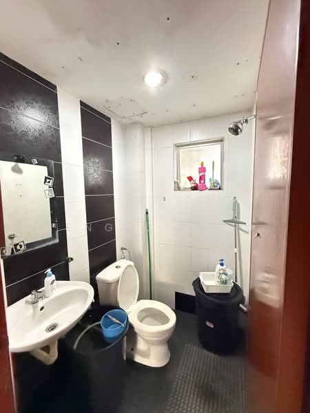 Pangsapuri untuk Dijual di Residensi Warnasari 1 - Tengku Zairi - PropertyGuru.com.my
