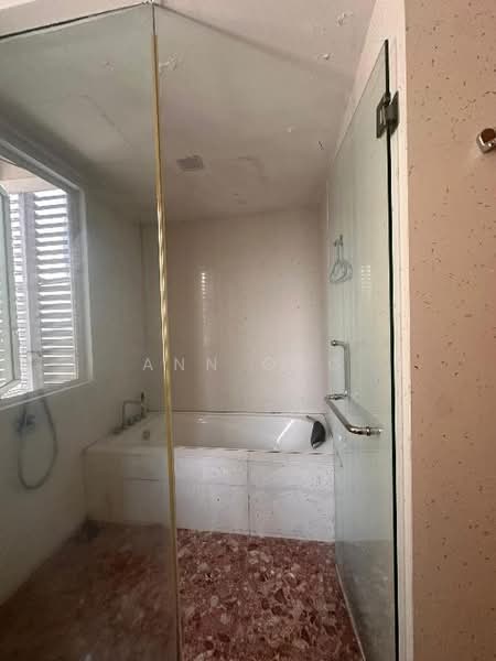 Kondominium untuk Dijual di Verticas Residensi - Ann Ong - Bathroom - PropertyGuru.com.my