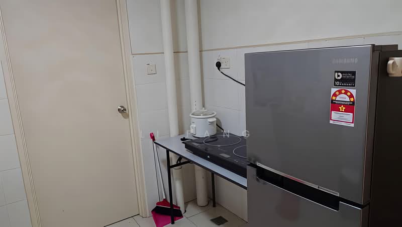 Pangsapuri untuk Dijual di Idaman Iris - Li Fang - Kitchen - PropertyGuru.com.my
