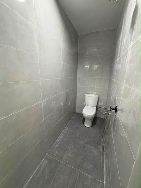 1-storey Terraced House for Sale in Taman Suria (Johor Bahru) - Jovel Lim - Bathroom - PropertyGuru.com.my