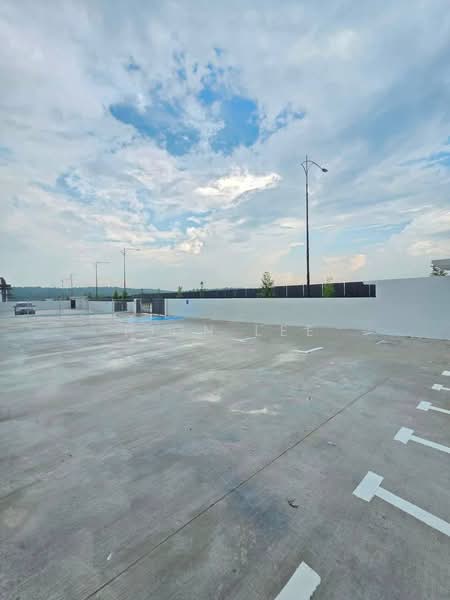 Kilang untuk Disewa di Eco Business Park 1 (Johor Bahru) - Fion Lee - Car Park - PropertyGuru.com.my
