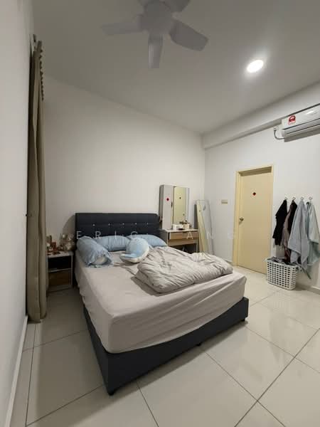 Servis Apartment untuk Disewa di D'Summit Residences - Eric Tang - Bedroom - PropertyGuru.com.my