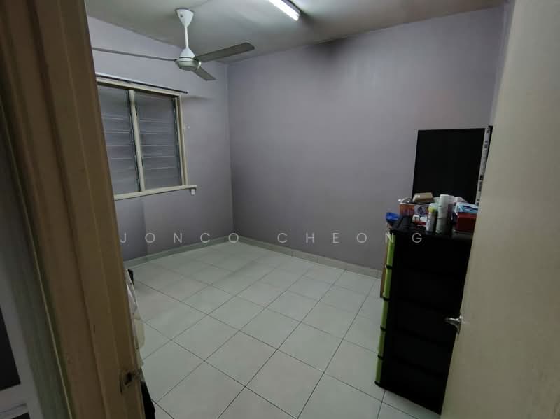 Flat for Sale at Permai Ria - Jonco Cheong - Bedroom - PropertyGuru.com.my