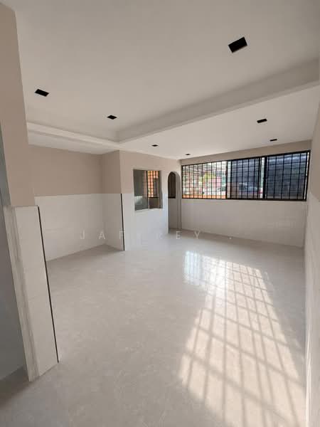 Rumah Teres 1 Tingkat untuk Disewa di Taman Johor Jaya (Johor Bahru) - Jaffrey . - PropertyGuru.com.my