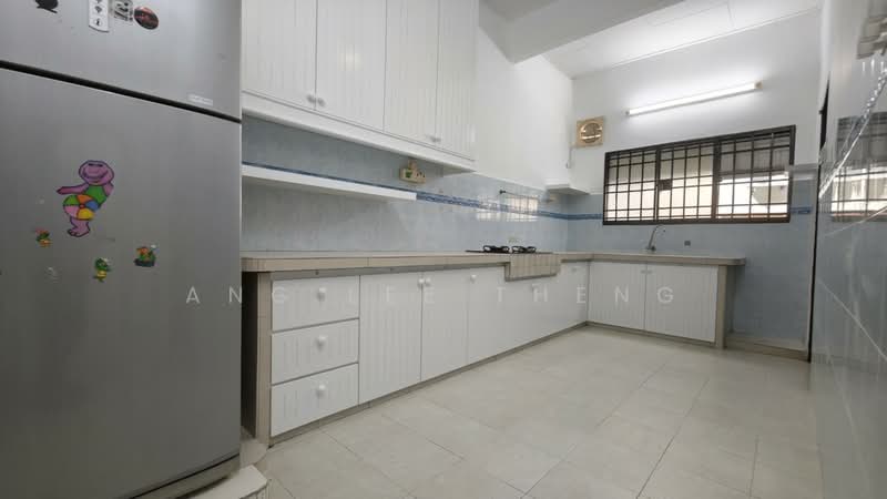 Rumah Teres 2 Tingkat untuk Dijual di Teluk Kumbar (Penang) - Ang Lee Theng - Kitchen - PropertyGuru.com.my
