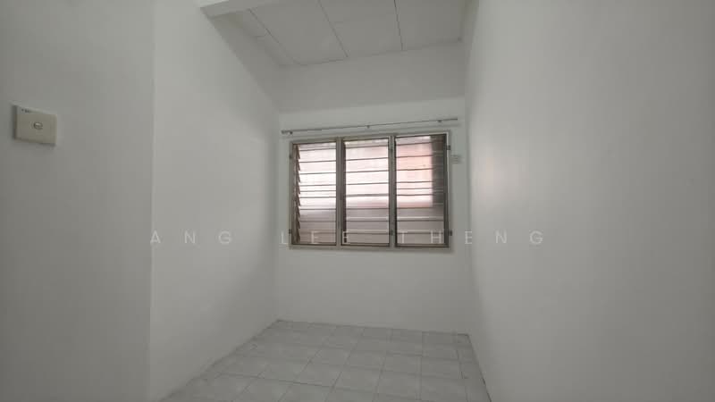 Rumah Teres 2 Tingkat untuk Dijual di Teluk Kumbar (Penang) - Ang Lee Theng - Interior - PropertyGuru.com.my