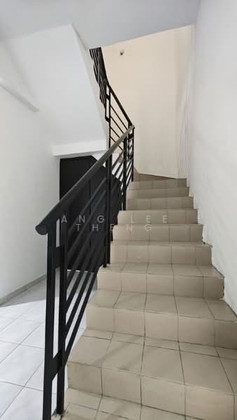 Rumah Teres 2 Tingkat untuk Dijual di Teluk Kumbar (Penang) - Ang Lee Theng - Interior - PropertyGuru.com.my