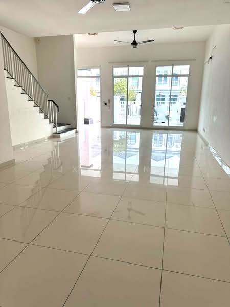 2-storey Terraced House for Rent in Semenyih (Selangor) - JX Chong - Living Room - PropertyGuru.com.my