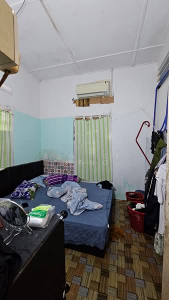 Rumah Berkembar untuk Dijual di George Town (Penang) - Ang Lee Theng - Bedroom - PropertyGuru.com.my