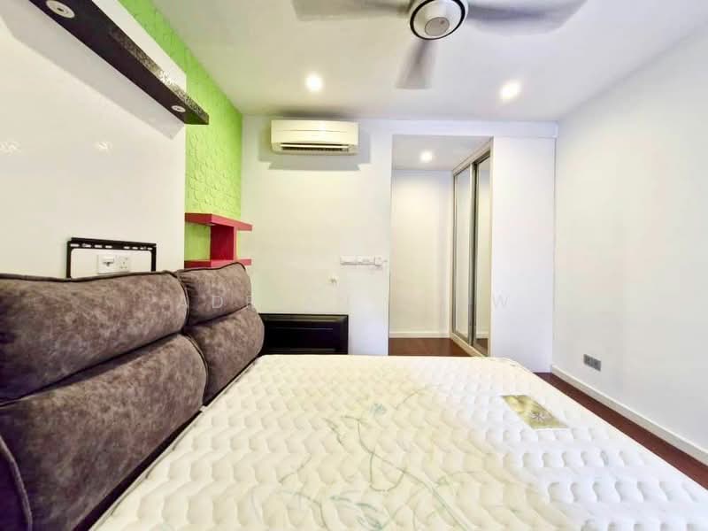 3-storey Terraced House for Rent in Desa Parkcity (Kuala Lumpur) - Adrian Siow - Bedroom - PropertyGuru.com.my