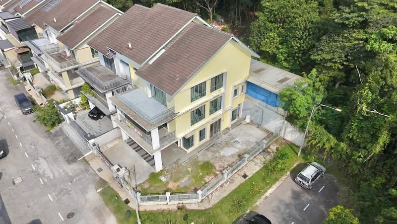 Semi-Detached House for Sale in Bandar Mahkota Cheras (Cheras) - Rashdan Rashid - PropertyGuru.com.my