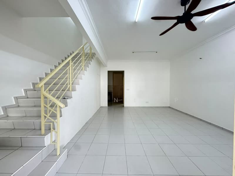Rumah Teres 2 Tingkat untuk Disewa di Nusa Bayu (Iskandar Puteri (Nusajaya)) - Stephanie Yap - Living Room - PropertyGuru.com.my