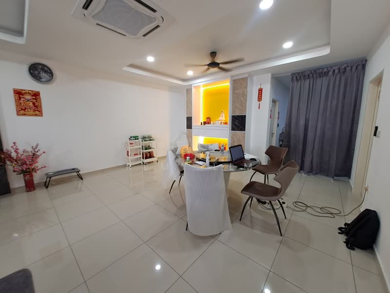 2-storey Terraced House for Rent in Seremban (Negeri Sembilan) - Remy Lim - Living Room - PropertyGuru.com.my