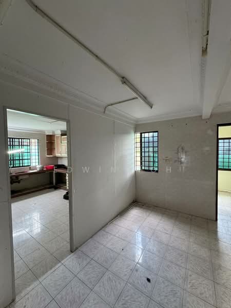 Commercial Bungalow for Rent in Taman Melodies (Johor Bahru) - Edwin Toh - Kitchen - PropertyGuru.com.my