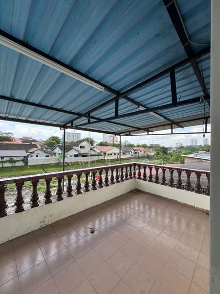 Commercial Bungalow for Rent in Taman Melodies (Johor Bahru) - Edwin Toh - Balcony - PropertyGuru.com.my