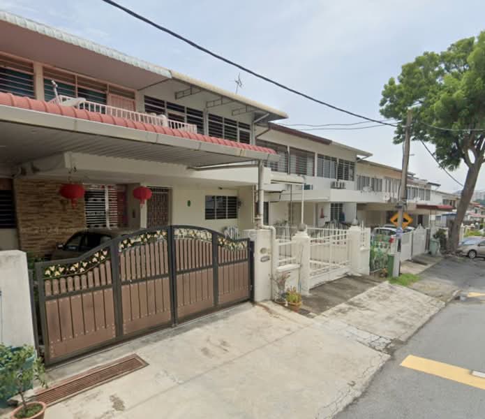 Terraced House for Sale in Island Glades (Jelutong) - Hong . - Exterior - PropertyGuru.com.my