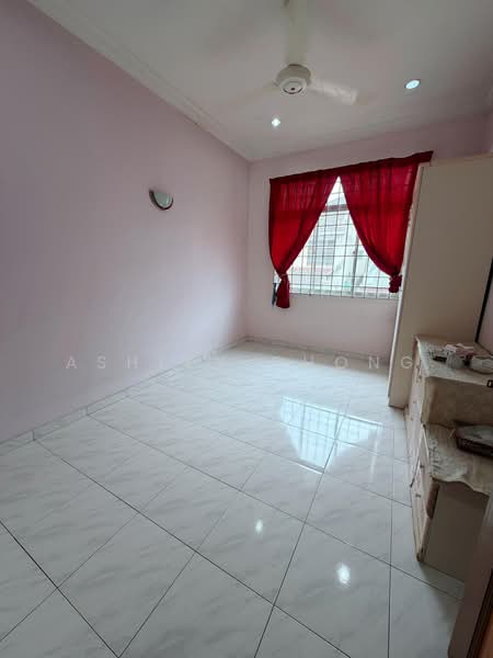 Rumah Bandar untuk Dijual di Taman Bukit Cheng (Cheng) - Ashley Chong - PropertyGuru.com.my