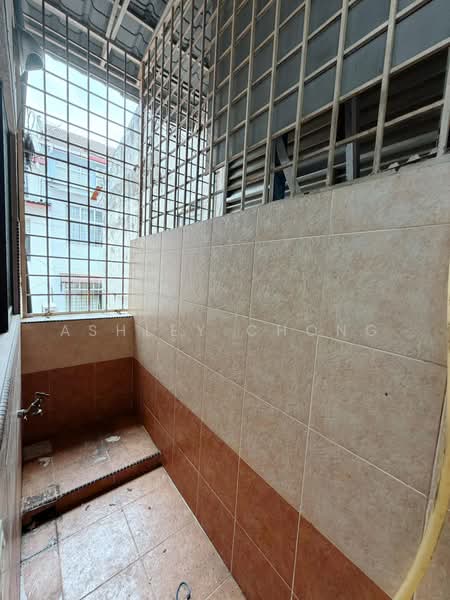 Rumah Bandar untuk Dijual di Taman Bukit Cheng (Cheng) - Ashley Chong - PropertyGuru.com.my