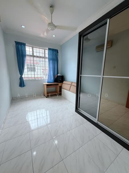 Rumah Bandar untuk Dijual di Taman Bukit Cheng (Cheng) - Ashley Chong - PropertyGuru.com.my