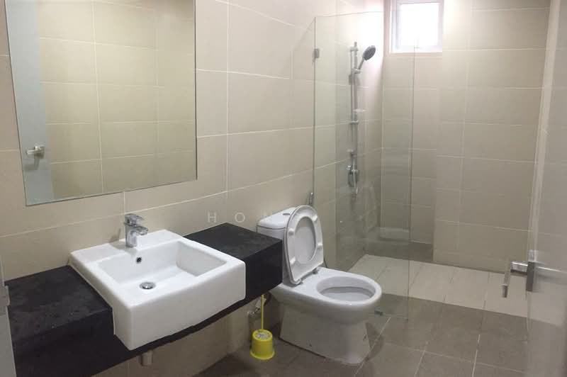 Condominium for Rent at Tropicana Bay Residences - Hong . - Bathroom - PropertyGuru.com.my
