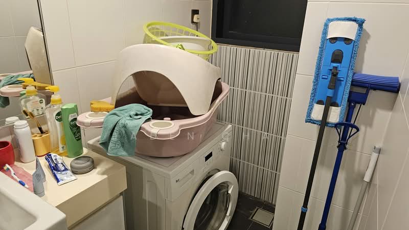 Service Residence for Rent at V@SUMMERPLACE - Jaden Chai - Bathroom - PropertyGuru.com.my