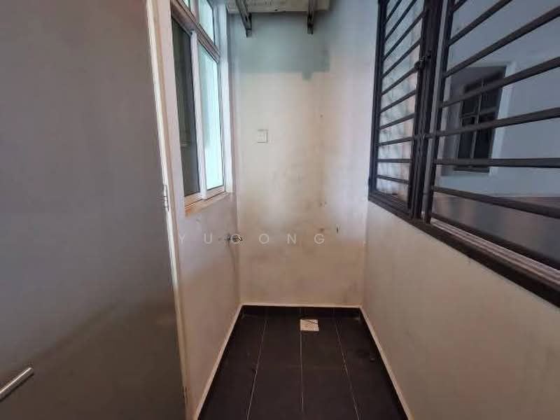 Service Residence for Sale at Skysuites @ Meldrum Hills - Yucong . - Interior - PropertyGuru.com.my