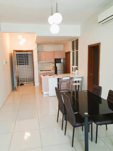 Kondominium untuk Disewa di Sri Putramas III / Royal Regent - Evelyn Lee - Kitchen - PropertyGuru.com.my
