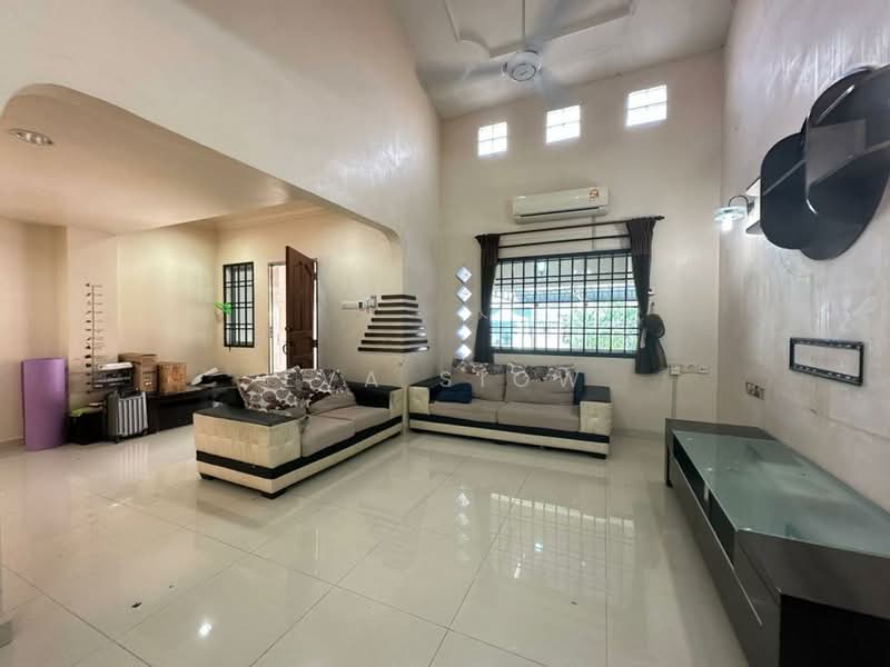 Rumah Teres 1.5 Tingkat untuk Dijual di Taman Mutiara Rini (Skudai) - Eva Siow - Living Room - PropertyGuru.com.my