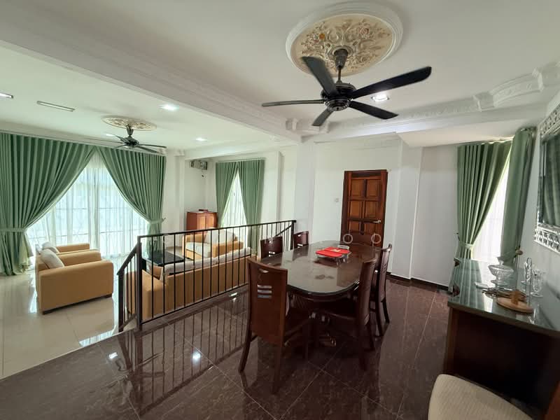 Rumah Banglo untuk Dijual di Kempas (Johor Bahru) - Glenn Woo - Living Room - PropertyGuru.com.my