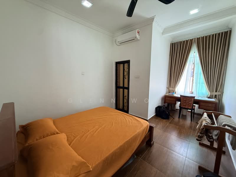 Rumah Banglo untuk Dijual di Kempas (Johor Bahru) - Glenn Woo - Bedroom - PropertyGuru.com.my