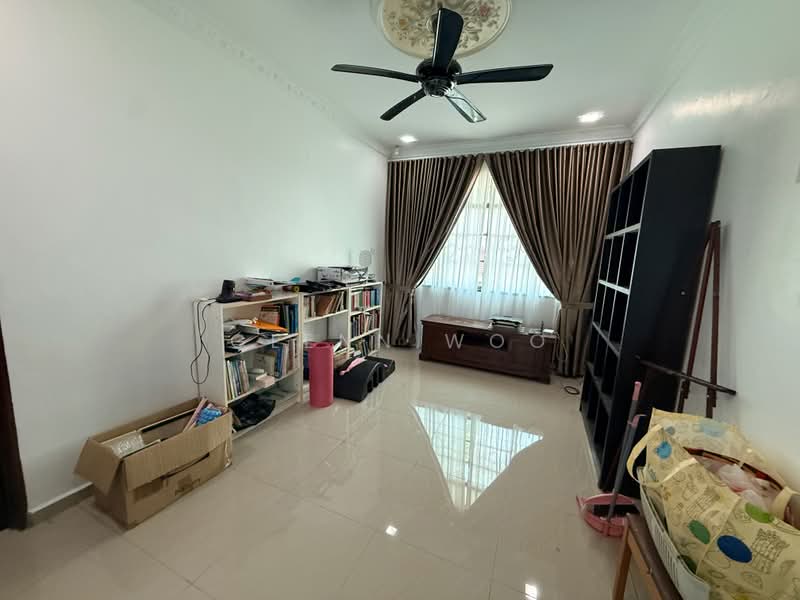 Rumah Banglo untuk Dijual di Kempas (Johor Bahru) - Glenn Woo - Living Room - PropertyGuru.com.my