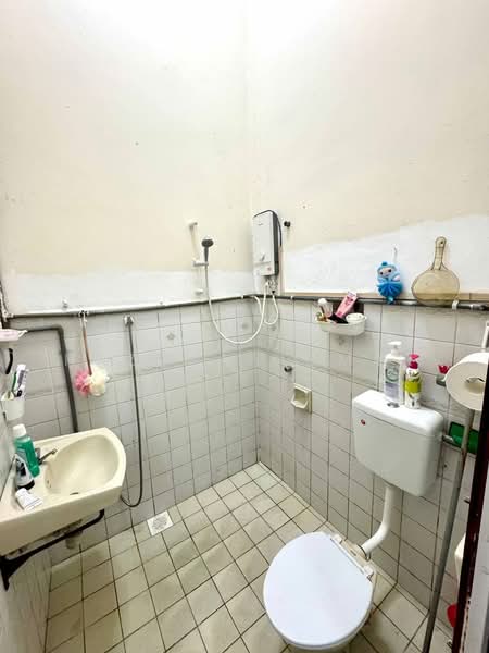 1-storey Terraced House for Sale in Keramat (Kuala Lumpur) - Hazeman Omar - Bathroom - PropertyGuru.com.my
