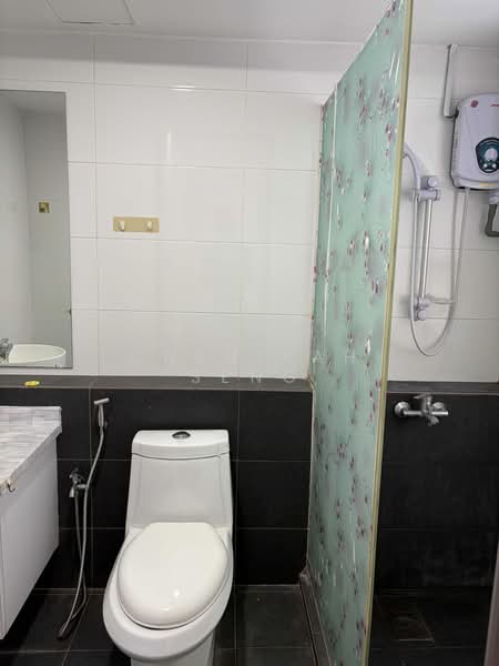 Condominium for Rent at 202 DC (Desa Cahaya) - Chen Kah Seng - Bathroom - PropertyGuru.com.my