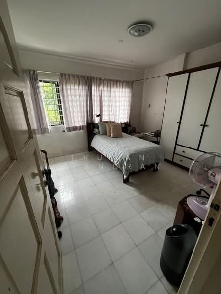 Bungalow for Sale in Damansara Heights (Kuala Lumpur) - Trunan Chandran - Bedroom - PropertyGuru.com.my