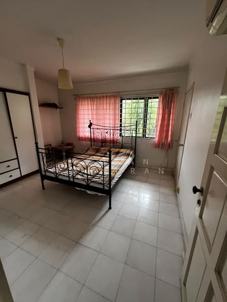 Bungalow for Sale in Damansara Heights (Kuala Lumpur) - Trunan Chandran - Bedroom - PropertyGuru.com.my