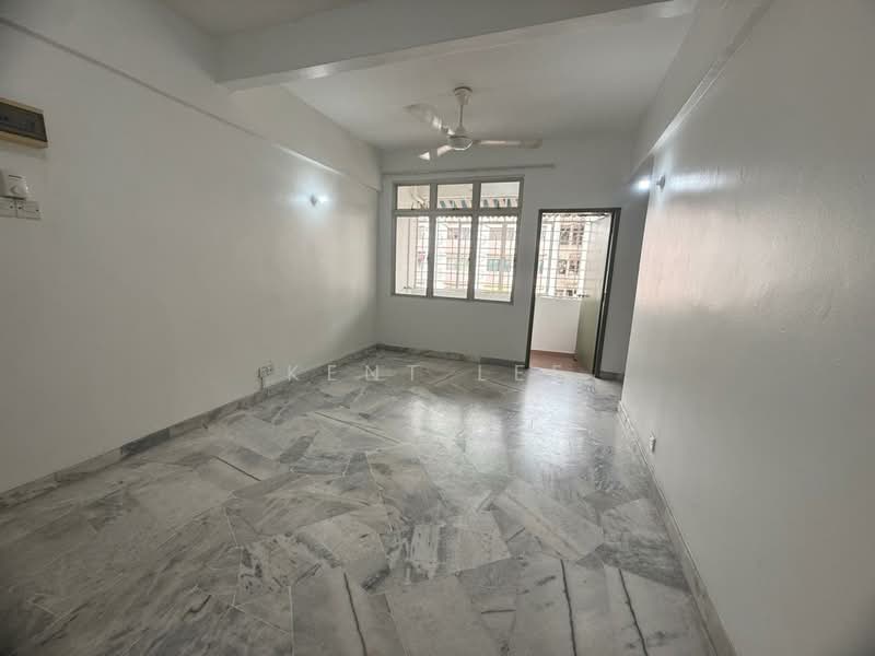 Apartment for Sale at Subang Perdana Goodyear Court 8 - Kent Lee - Living Room - PropertyGuru.com.my