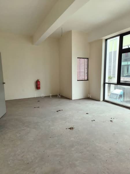 Kedai / Pejabat untuk Dijual di Kawasan Perindustrian SILC (Iskandar Puteri (Nusajaya)) - Iden Tan - Interior - PropertyGuru.com.my