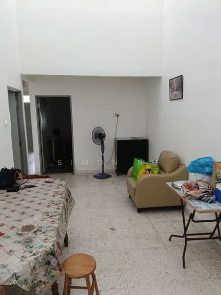 Rumah Teres 1 Tingkat untuk Dijual di Taman Sri Rambai (Bukit Mertajam) - Simon Ng - Living Room - PropertyGuru.com.my