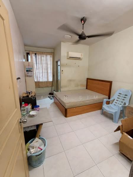 Rumah Teres 1.5 Tingkat untuk Disewa di Taman Impian Emas (Skudai) - Cavin Sim - Bedroom - PropertyGuru.com.my